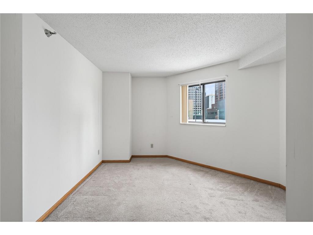 78 10th Street E #401 Saint Paul MN 55101 7014367 image26