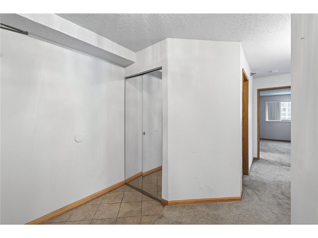 78 10th Street E #401 Saint Paul MN 55101 7014367 image9