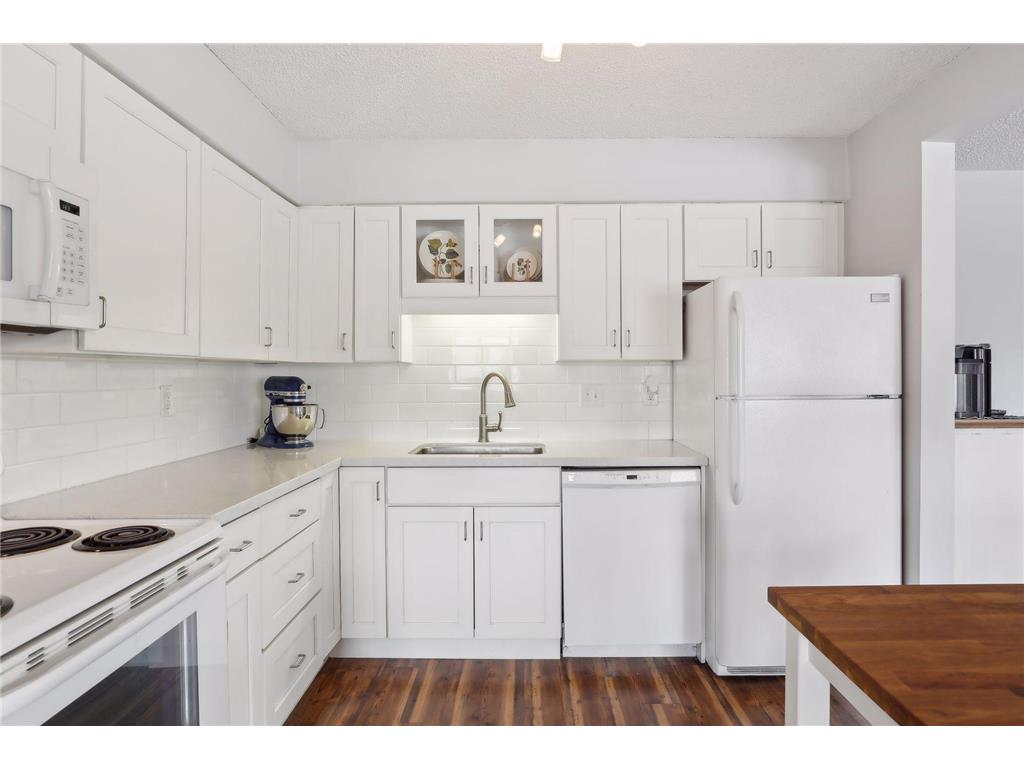 78 10th Street E #402 Saint Paul MN 55101 7034379 image7