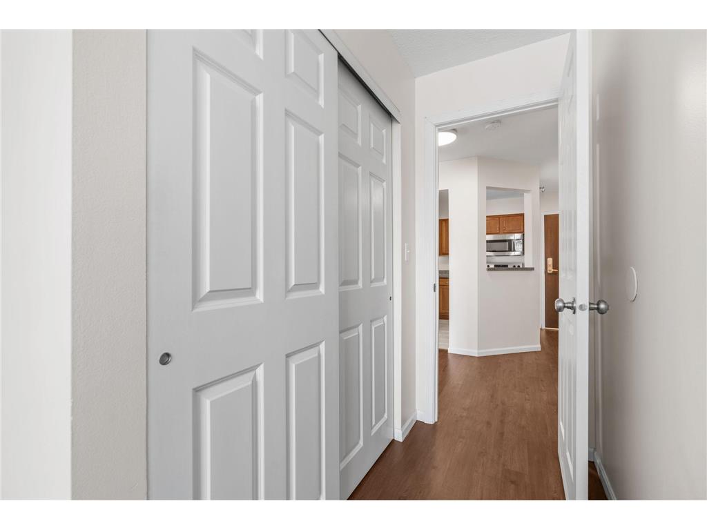 78 10th Street E #406 Saint Paul MN 55101 7058932 image13