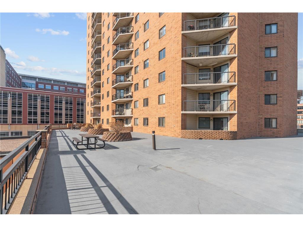 78 10th Street E #406 Saint Paul MN 55101 7058932 image18