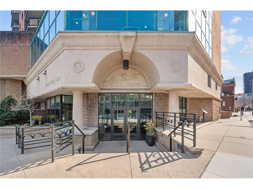 78 10th Street E #406 Saint Paul MN 55101 7058932 image24