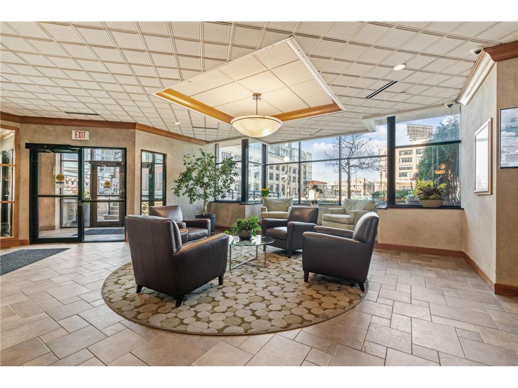 78 10th Street E #406 Saint Paul MN 55101 7058932 image25
