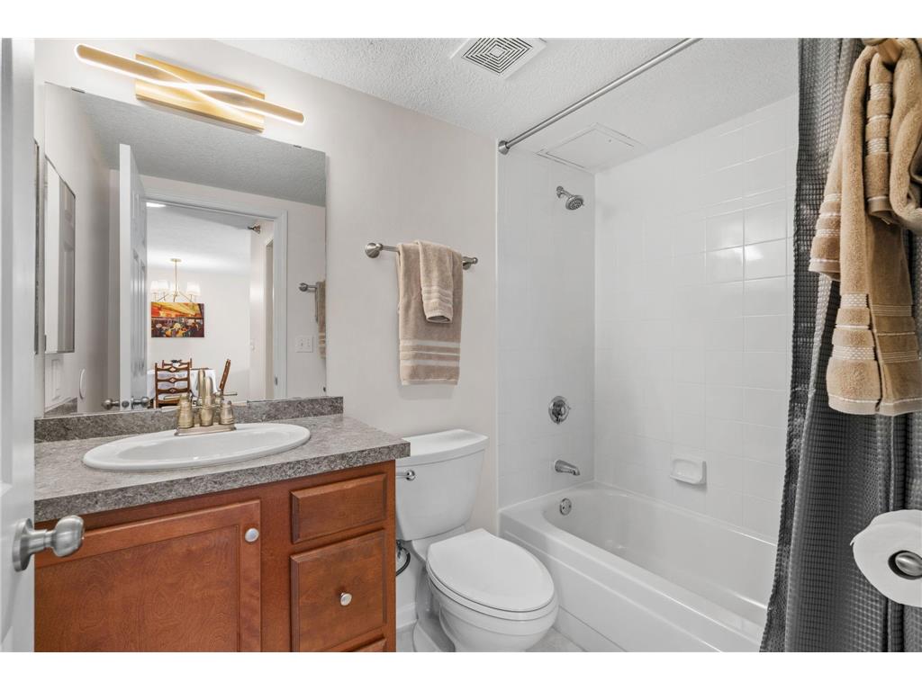 78 10th Street E #406 Saint Paul MN 55101 7058932 image7