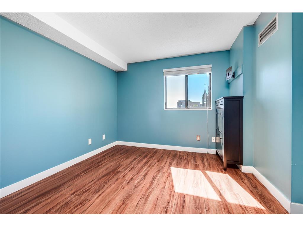 78 10th Street E #506 Saint Paul MN 55101 7081850 image11