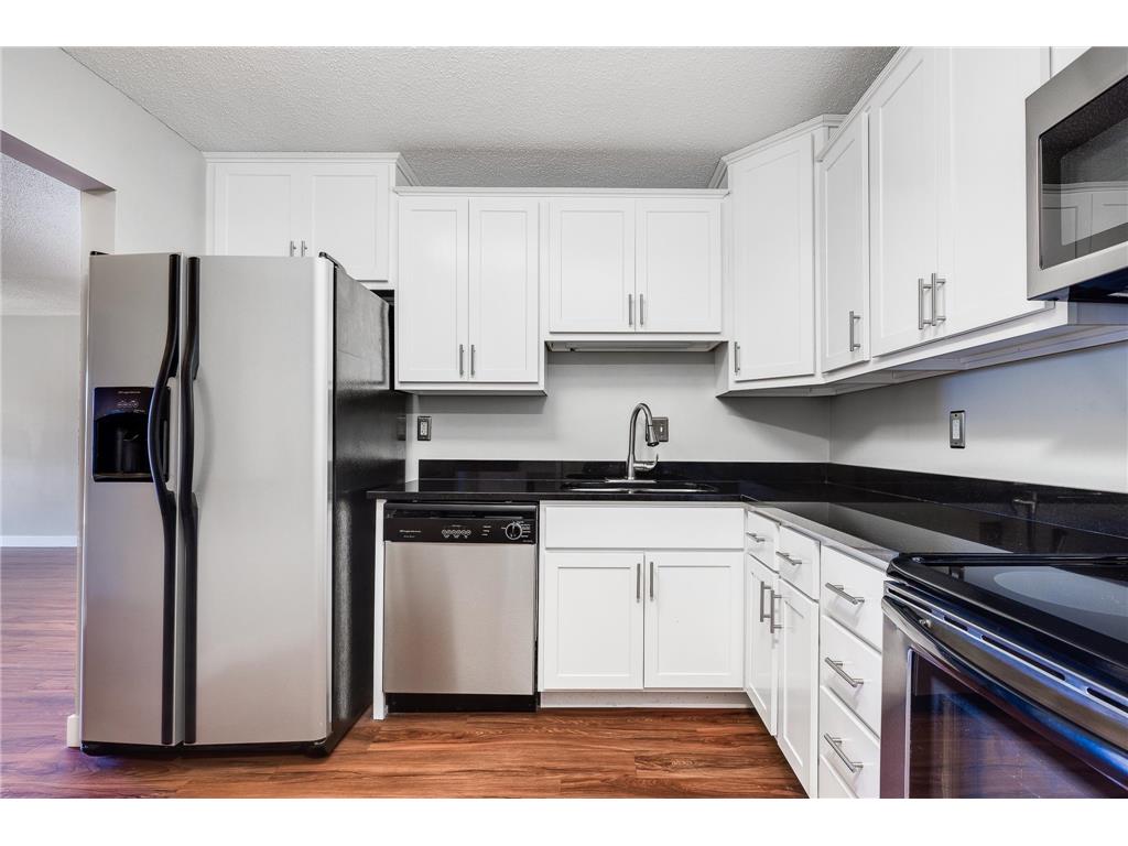 78 10th Street E #506 Saint Paul MN 55101 7081850 image3