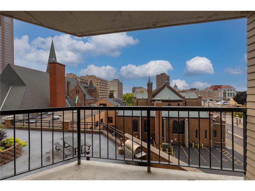 78 10th Street E #506 Saint Paul MN 55101 7081850 image36