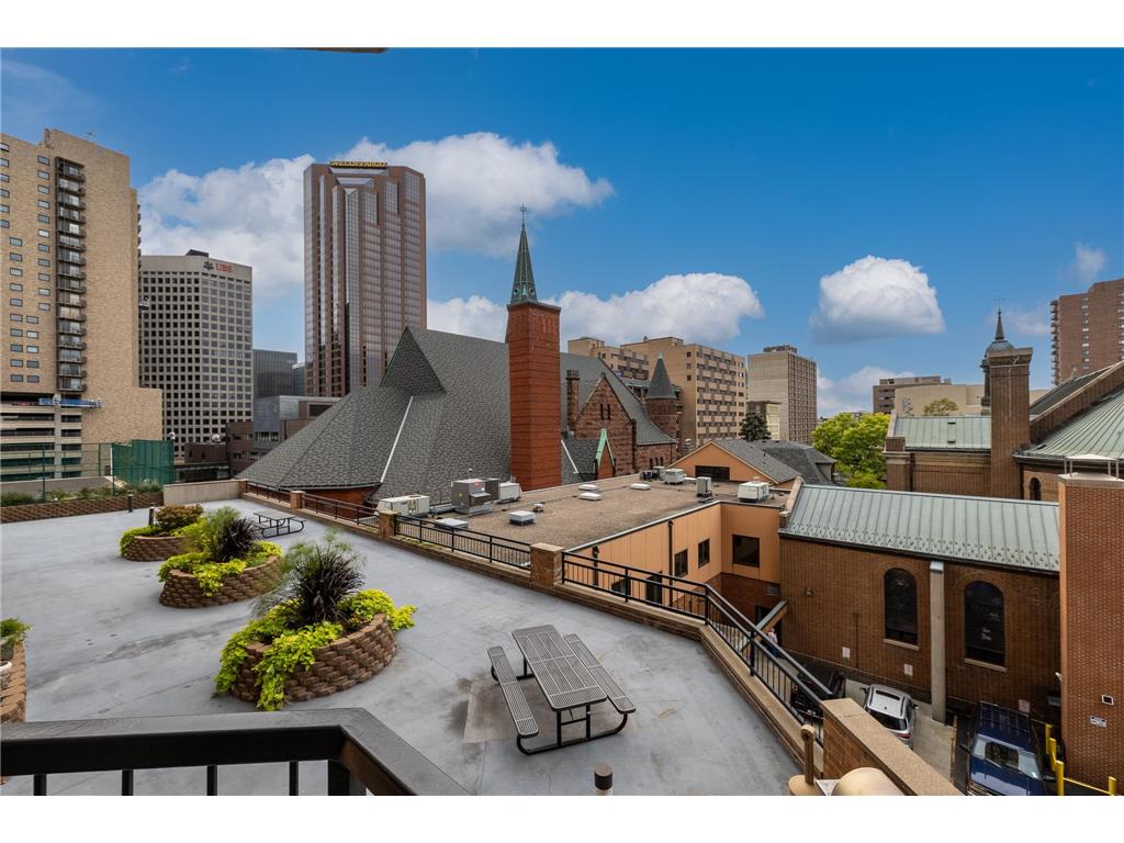 78 10th Street E #506 Saint Paul MN 55101 7081850 image37