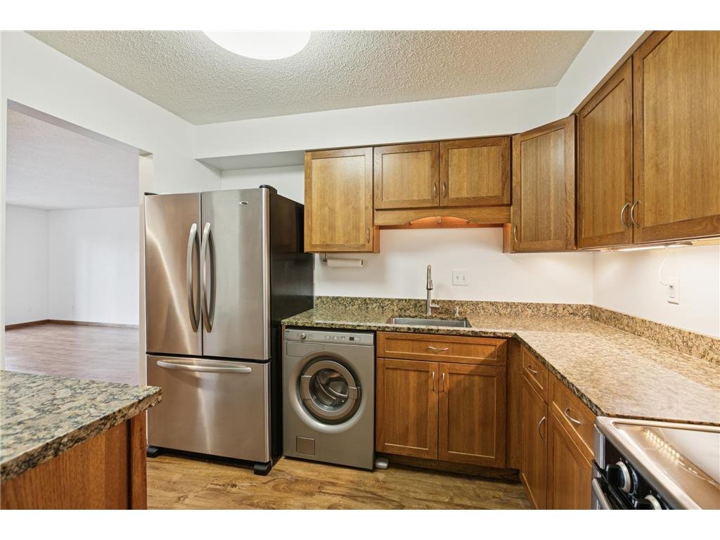 78 10th Street E #806 Saint Paul MN 55101 7019774 image10