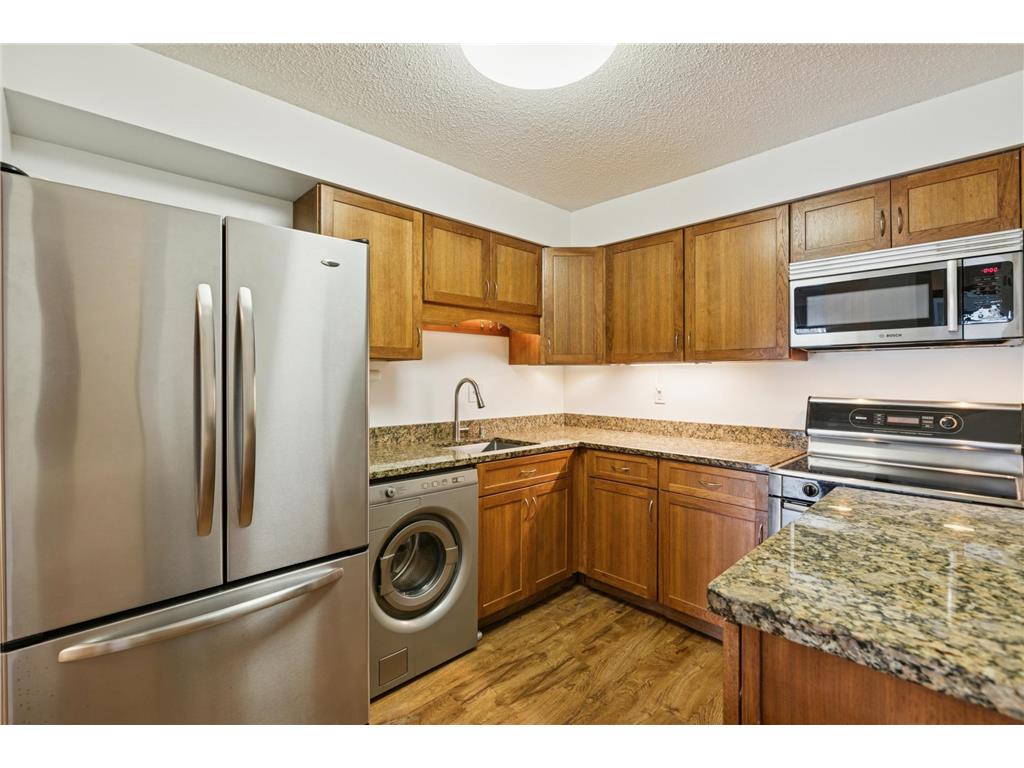 78 10th Street E #806 Saint Paul MN 55101 7019774 image12