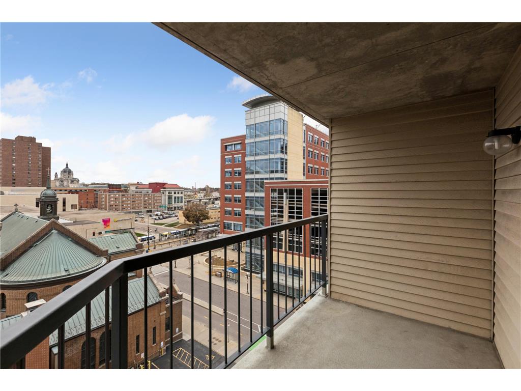 78 10th Street E #806 Saint Paul MN 55101 7019774 image18