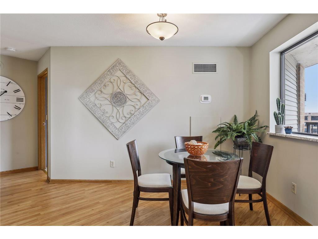 78 10th Street E #901 Saint Paul MN 55101 6713232 image12