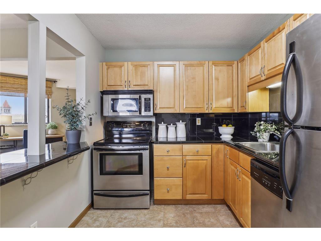 78 10th Street E #901 Saint Paul MN 55101 6713232 image15