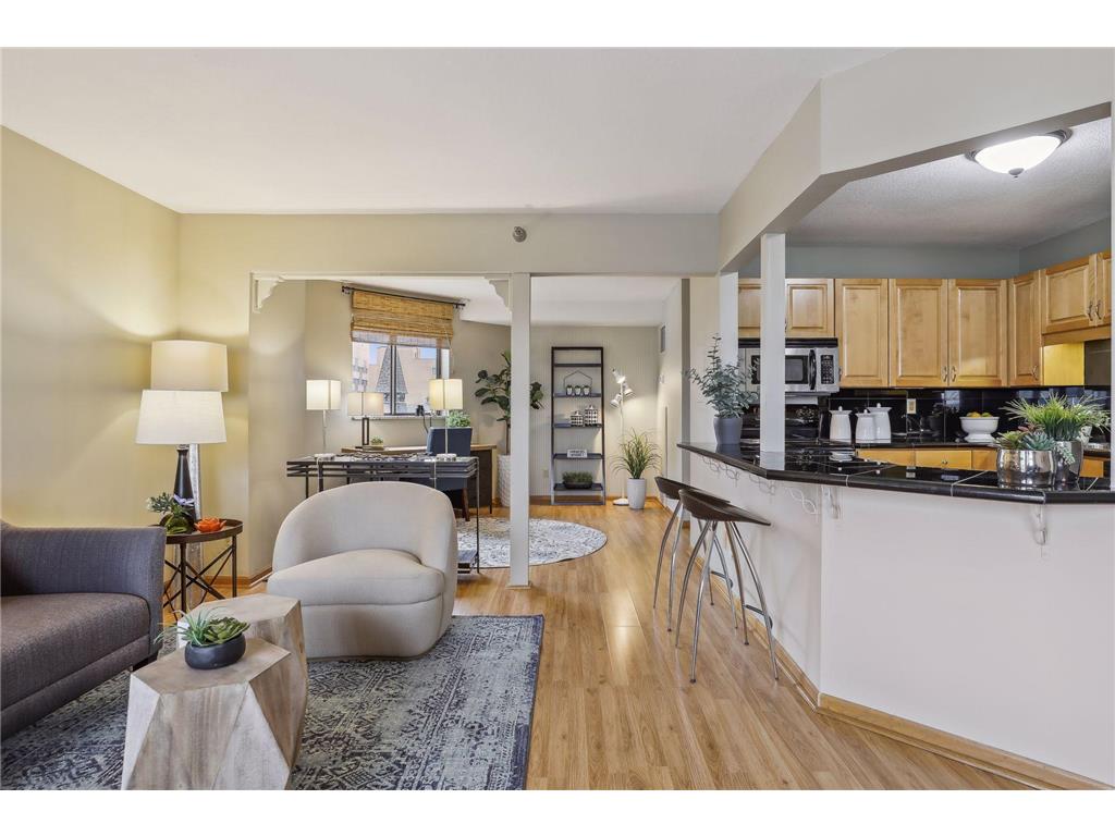 78 10th Street E #901 Saint Paul MN 55101 6713232 image16