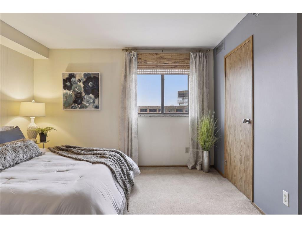 78 10th Street E #901 Saint Paul MN 55101 6713232 image9