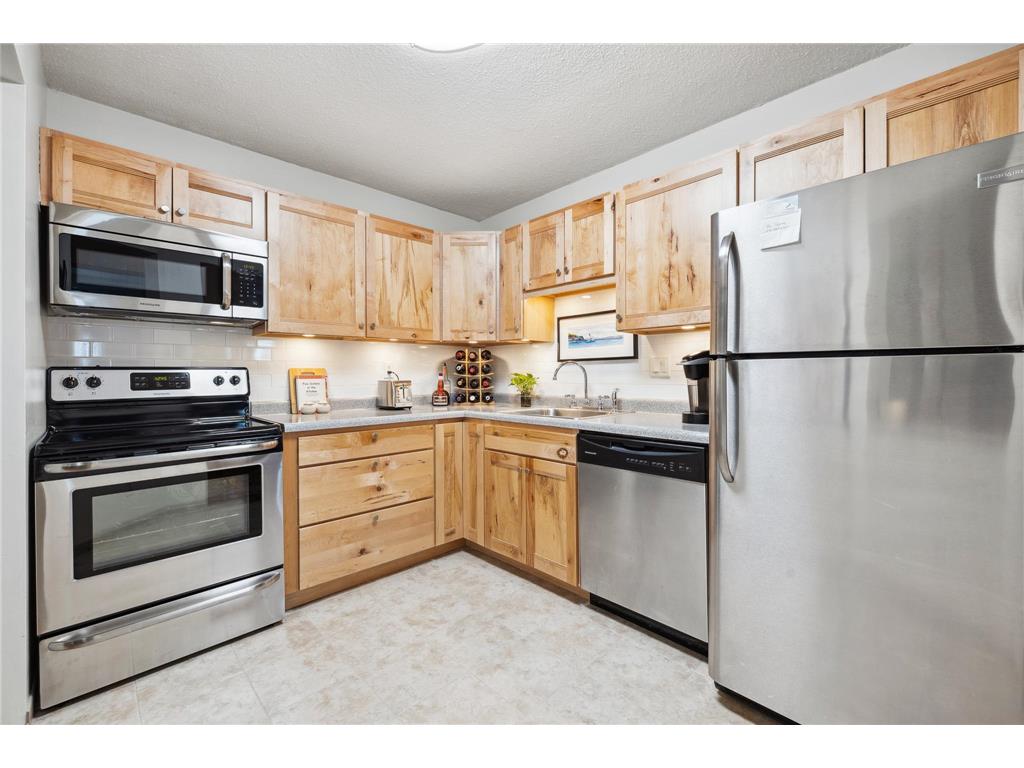 78 10th Street E #R1108 Saint Paul MN 55101 6767741 image1