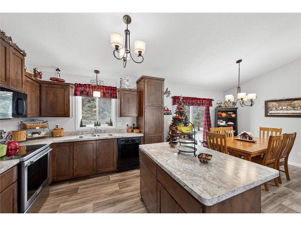 780 S Rush Creek Lane Rush City MN 55069 7003102 image5