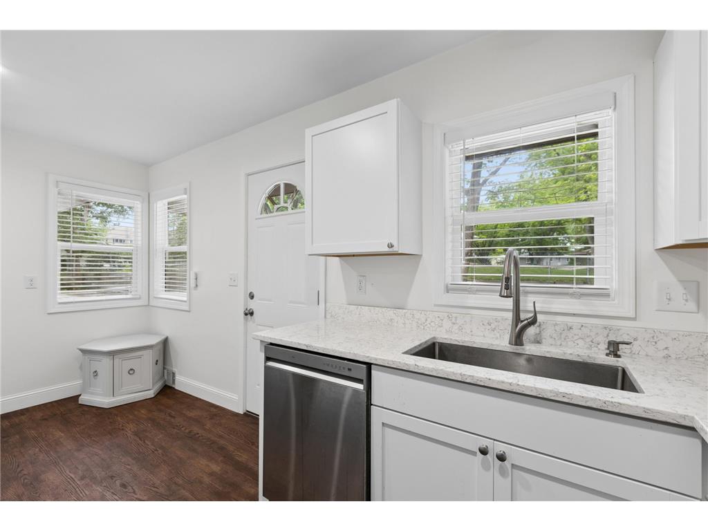 7800 53rd Avenue N New Hope MN 55428 7087098 image10