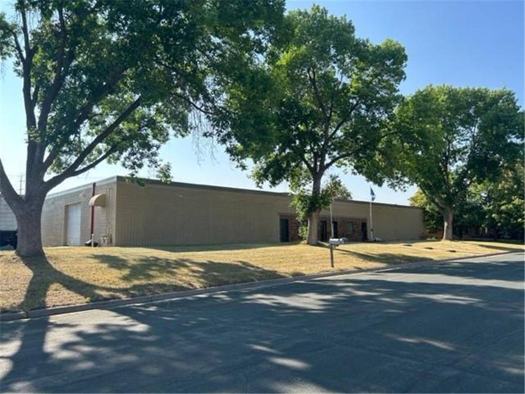 7800 Elm Street NE Fridley MN 55432 6392354 image1