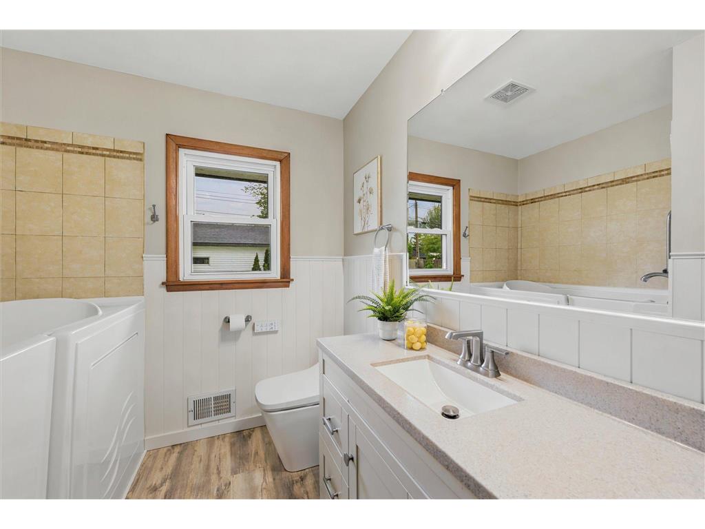 7801 Monroe Street NE Spring Lake Park MN 55432 7077014 image38