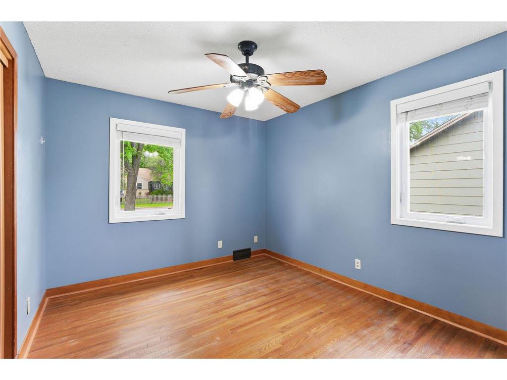 7804 Emerson Avenue N Brooklyn Park MN 55444 7082260 image11