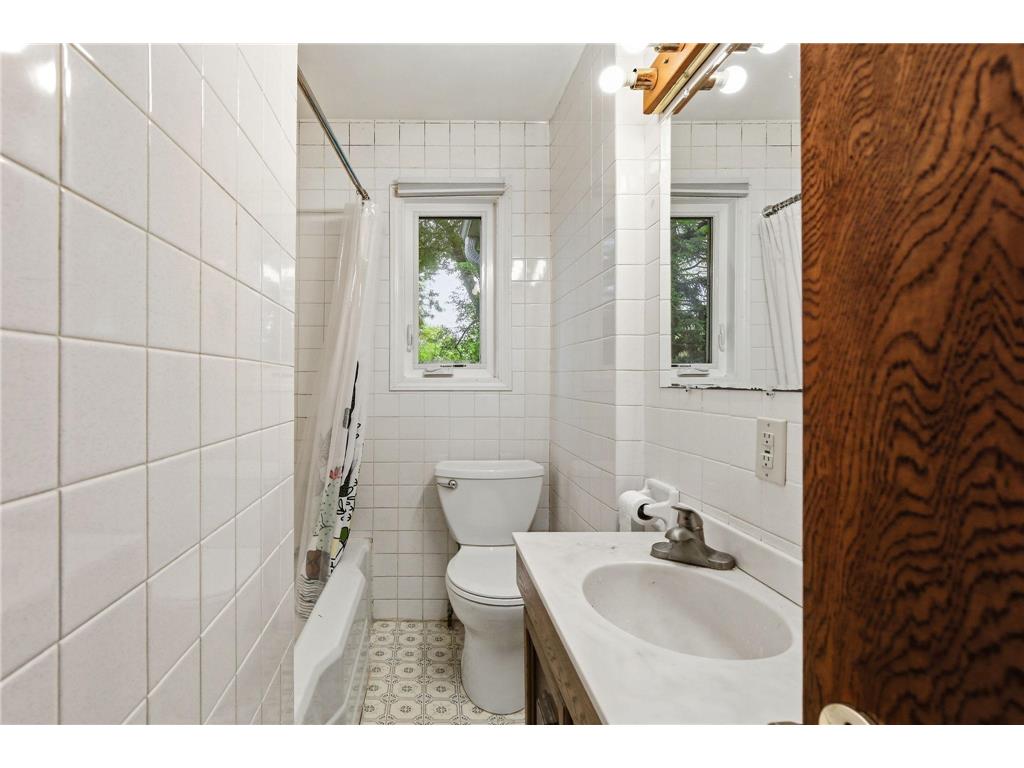 7804 Emerson Avenue N Brooklyn Park MN 55444 7082260 image15
