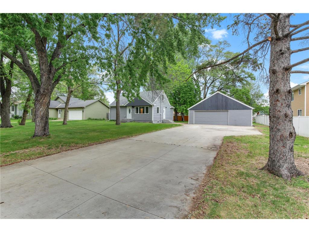 7804 Emerson Avenue N Brooklyn Park MN 55444 7082260 image2