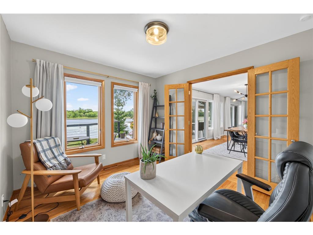 7805 Gloria Circle Mounds View MN 55112 - Spring 7075652 image29