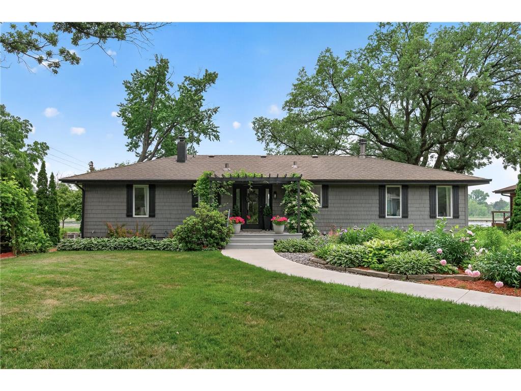 7805 Gloria Circle Mounds View MN 55112 - Spring 7075652 image4