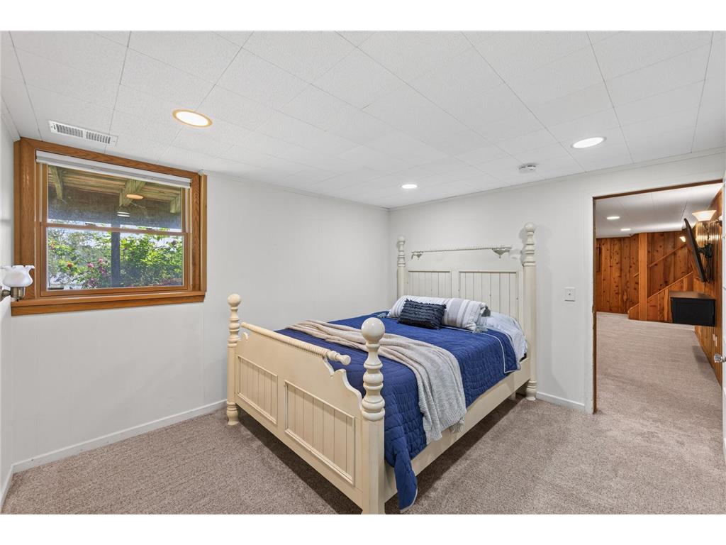 7805 Gloria Circle Mounds View MN 55112 - Spring 7075652 image43