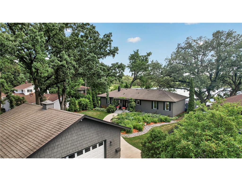 7805 Gloria Circle Mounds View MN 55112 - Spring 7075652 image53