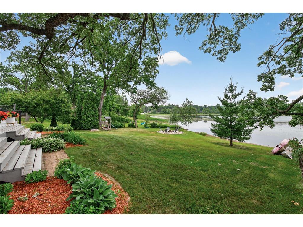 7805 Gloria Circle Mounds View MN 55112 - Spring 7075652 image62