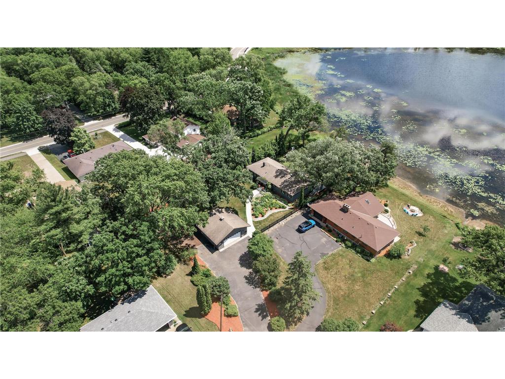 7805 Gloria Circle Mounds View MN 55112 - Spring 7075652 image67