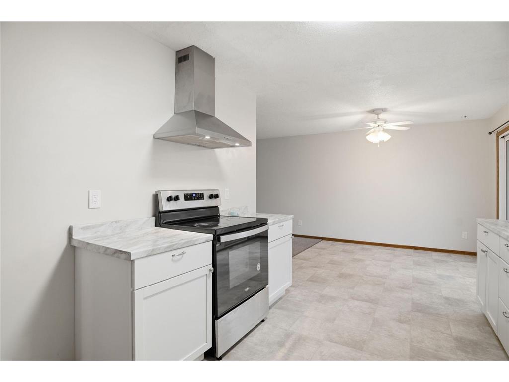 7809 Georgia Avenue N Brooklyn Park MN 55445 6820095 image10