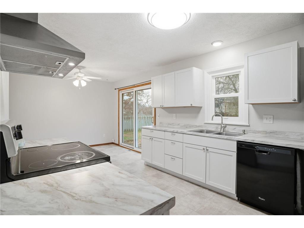 7809 Georgia Avenue N Brooklyn Park MN 55445 6820095 image9