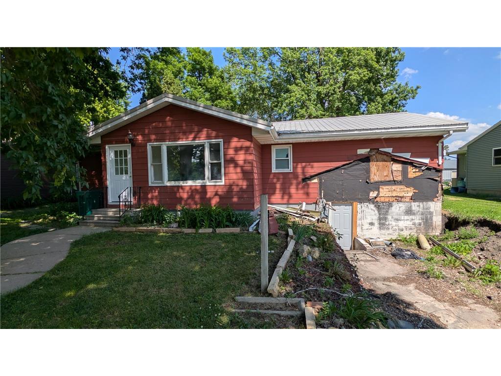 781 4th Avenue SE Wells MN 56097 7085782 image1