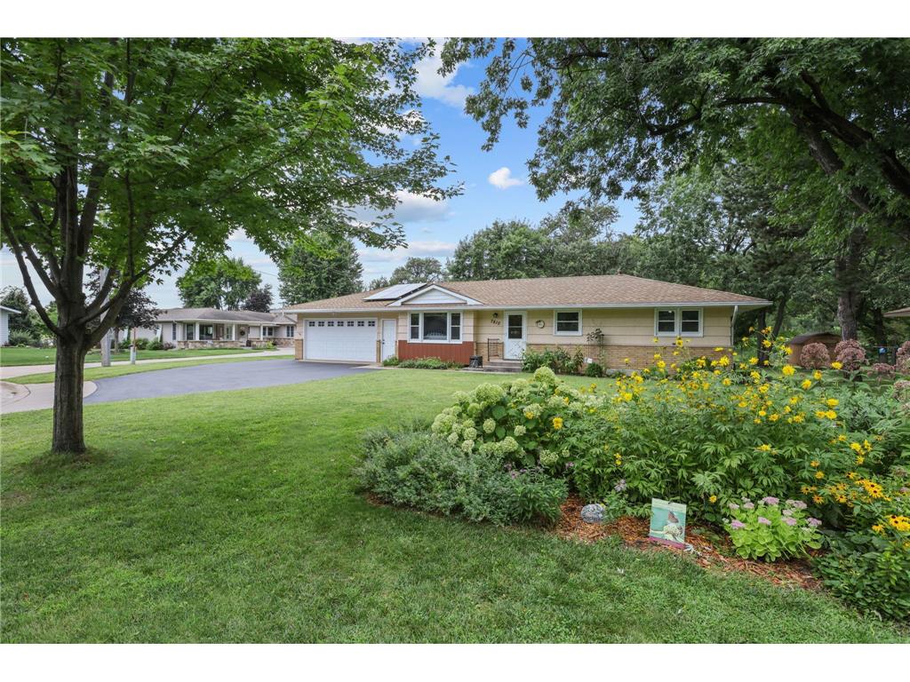 7810 Gloria Circle Mounds View MN 55112 6593040 image1