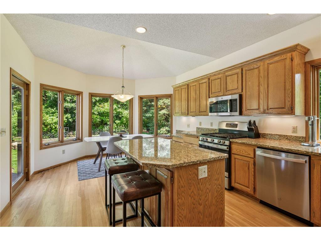 7810 W 95th Street Bloomington MN 55438 6815289 image12