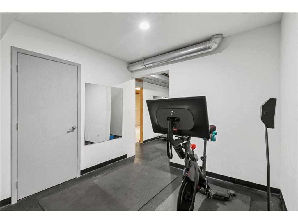 7810 W 95th Street Bloomington MN 55438 6815289 image37