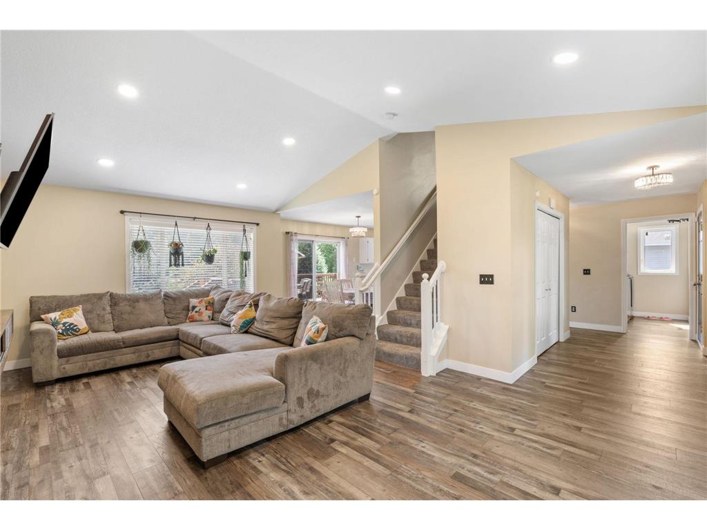 7811 Palmgren Avenue NE Otsego MN 55330 7098195 image3