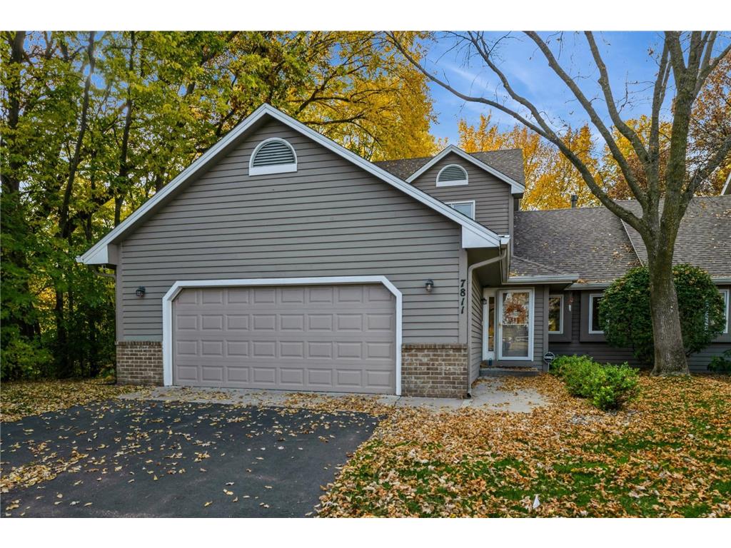 7811 W 111th Street Bloomington MN 55438 6658342 image1