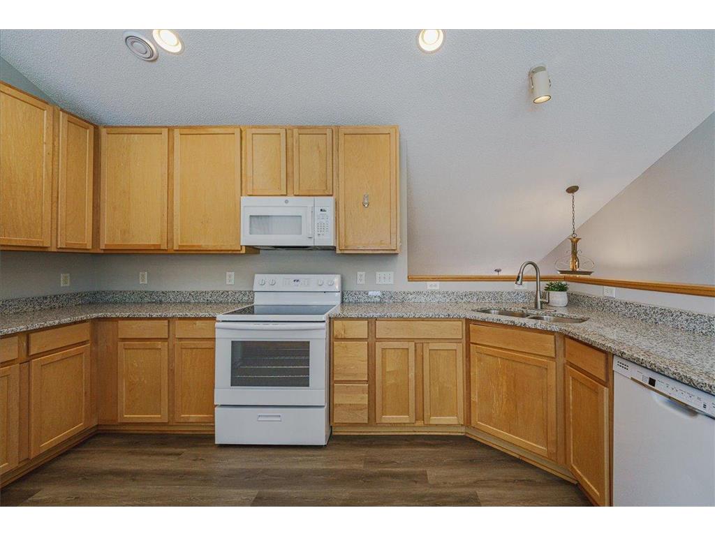 7813 Elm Grove Avenue New Hope MN 55428 7026090 image3