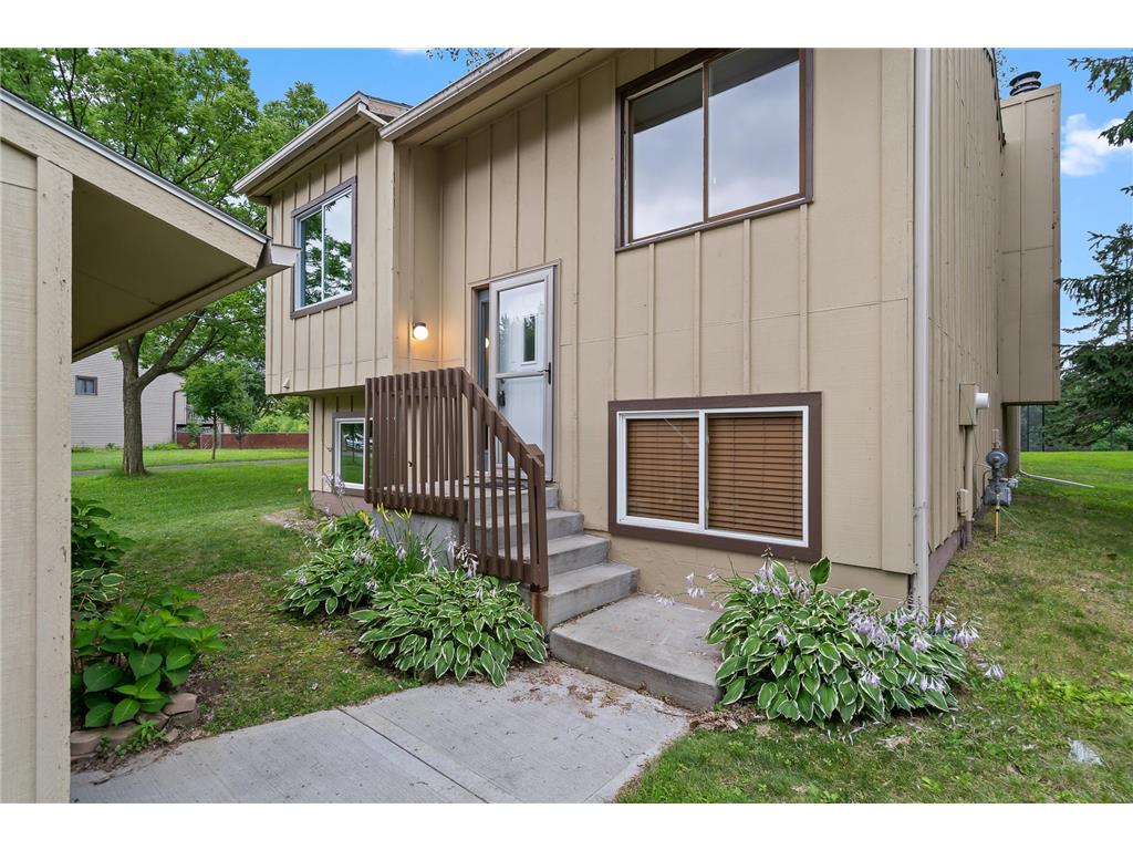 7813 Rimbley Road Woodbury MN 55125 6755403 image1