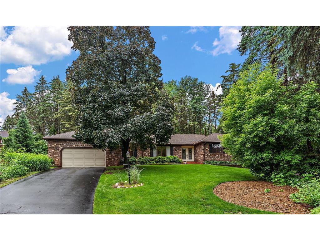 7813 Somerset Circle, Woodbury, MN, 55125 | MLS: 6555766 | Edina Realty