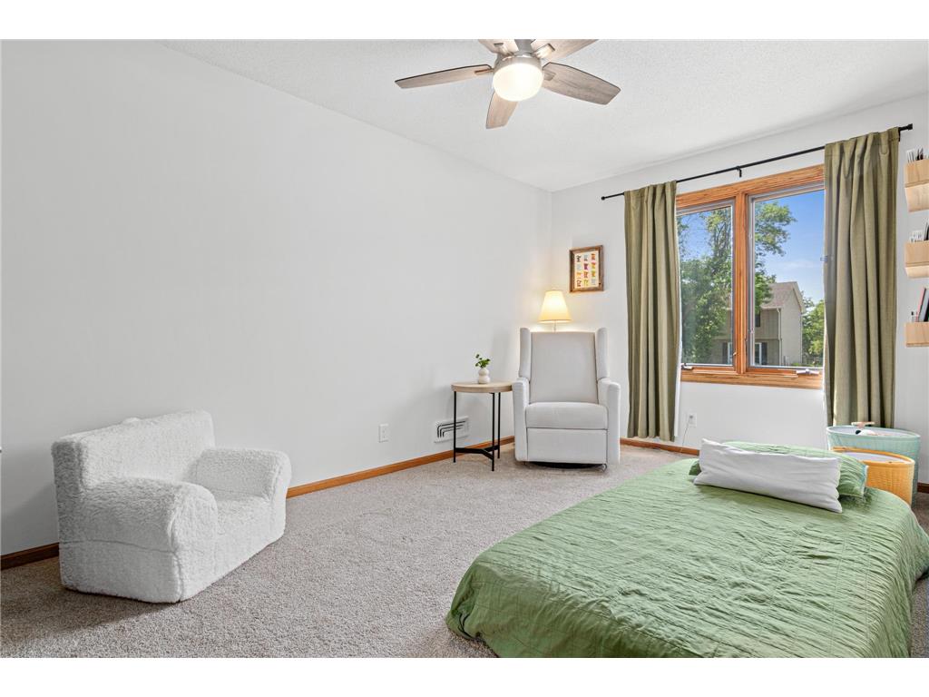 7816 W 103rd Street Bloomington MN 55438 7084876 image15