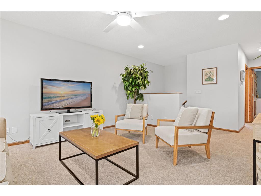 7816 W 103rd Street Bloomington MN 55438 7084876 image4