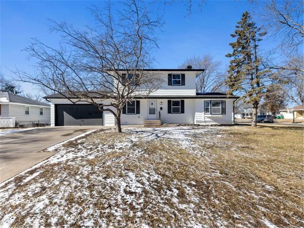 7817 Kyle Avenue N Brooklyn Park MN 55443 6494254 image1