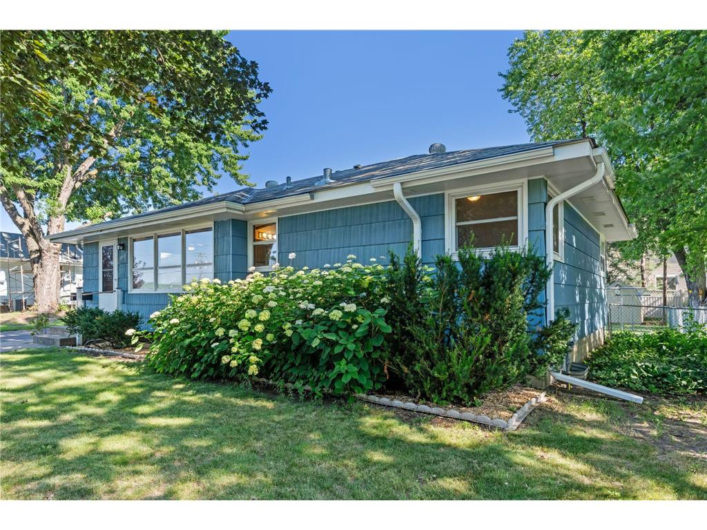 7818 53rd Avenue N New Hope MN 55428 7109491 image2
