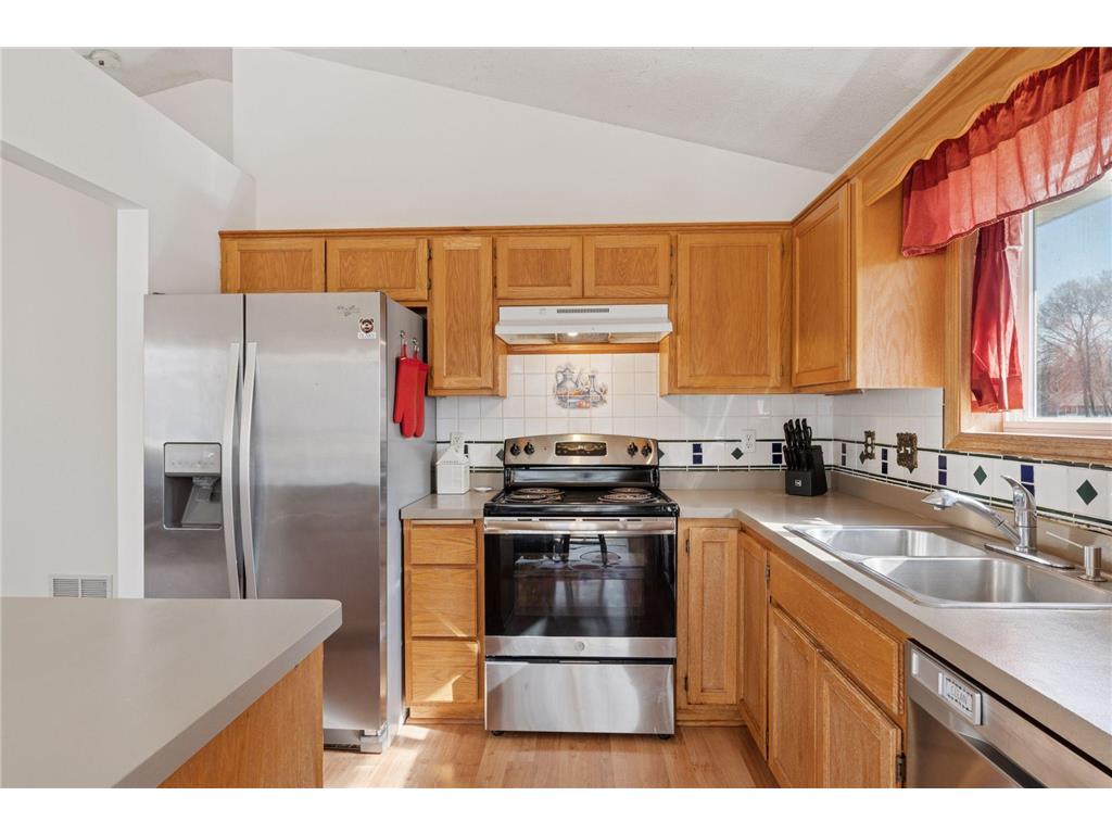 782 101st Avenue NE Blaine MN 55434 6755131 image8