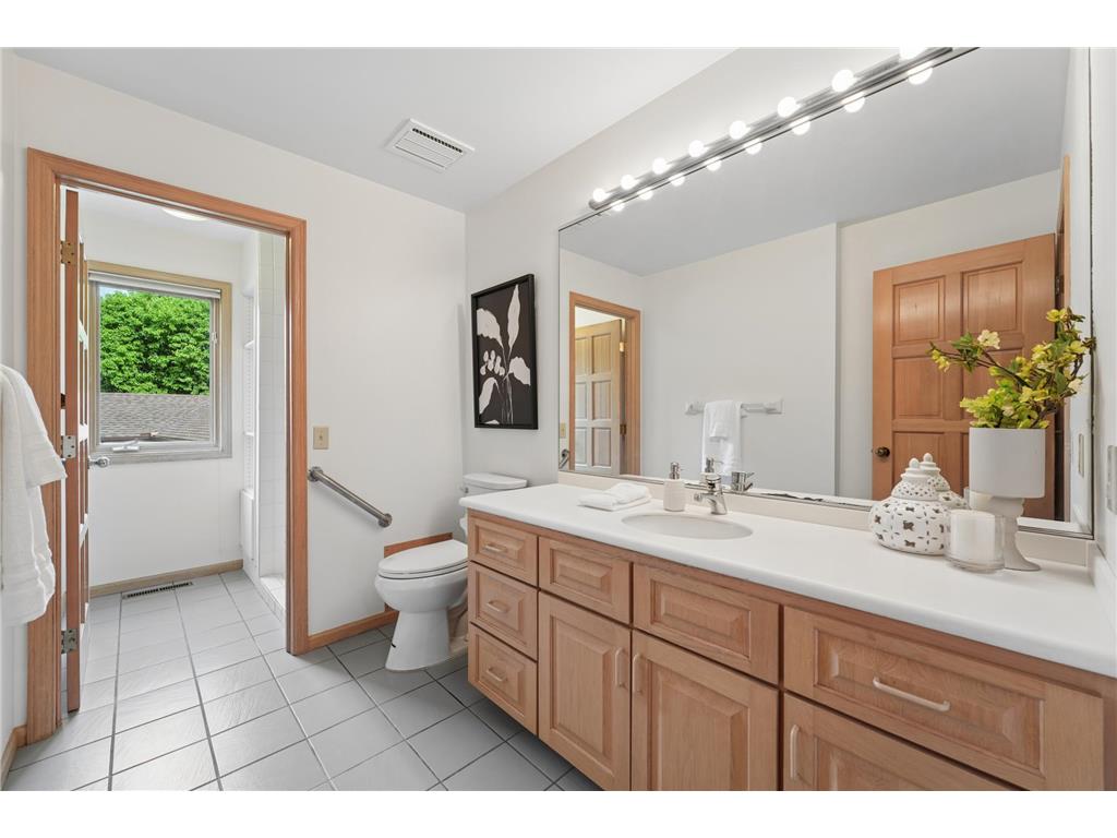 782 Evergreen Knolls Mendota Heights MN 55118 7033115 image21